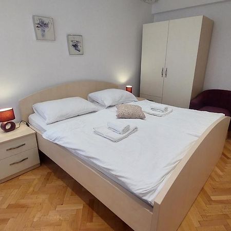Ferienwohnung 3M Peristil Split Exterior foto