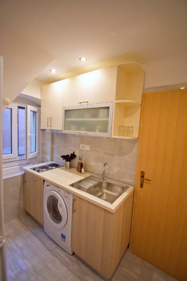 Ferienwohnung 3M Peristil Split Exterior foto